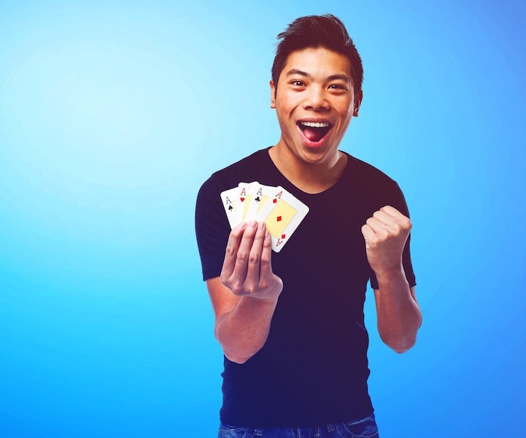Mobile user enjoying draftkings mobile sports betting and casino experience from Philippines